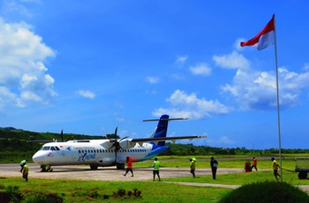 Landing at Wakatobi's private airfield